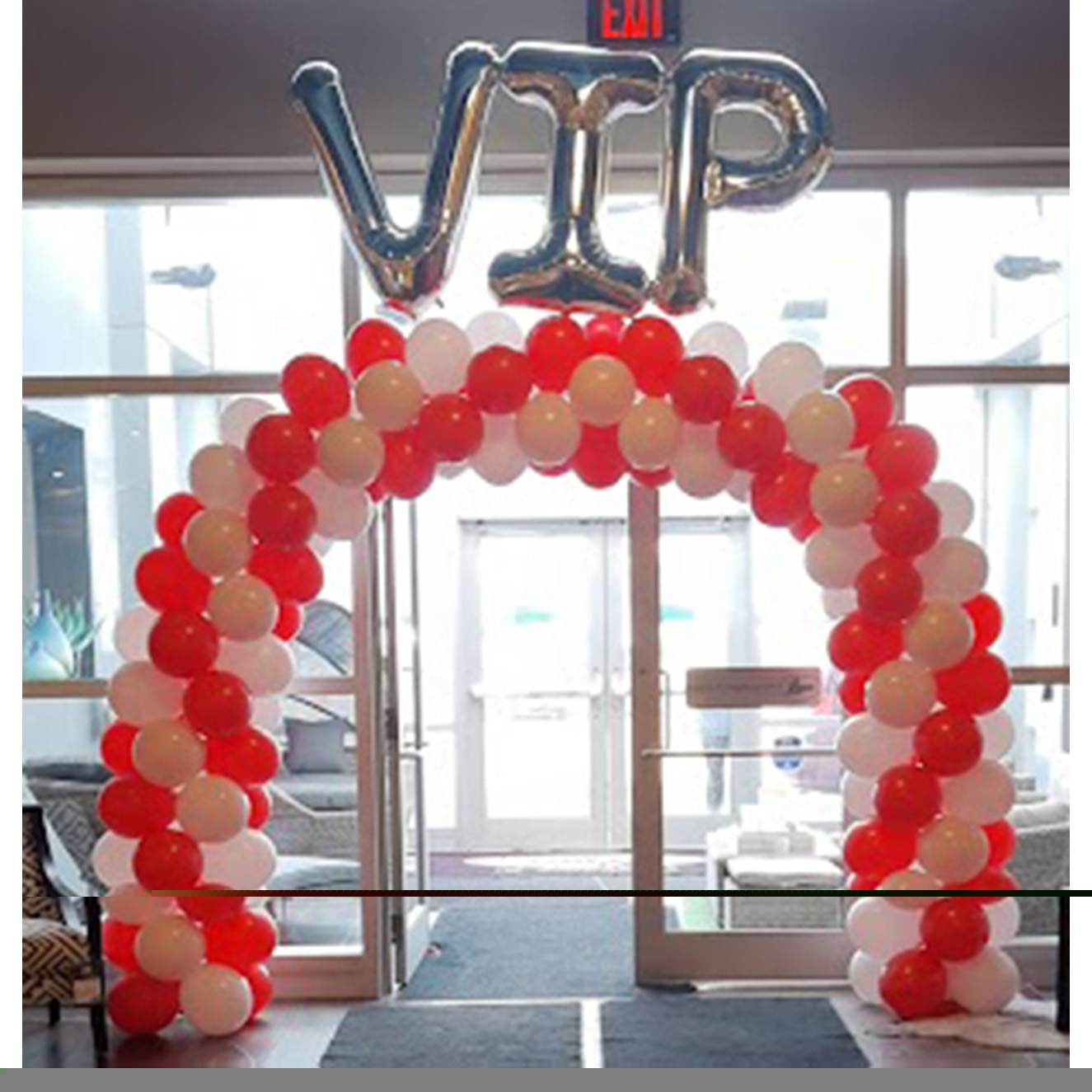 custom-balloon-arch-with-letters