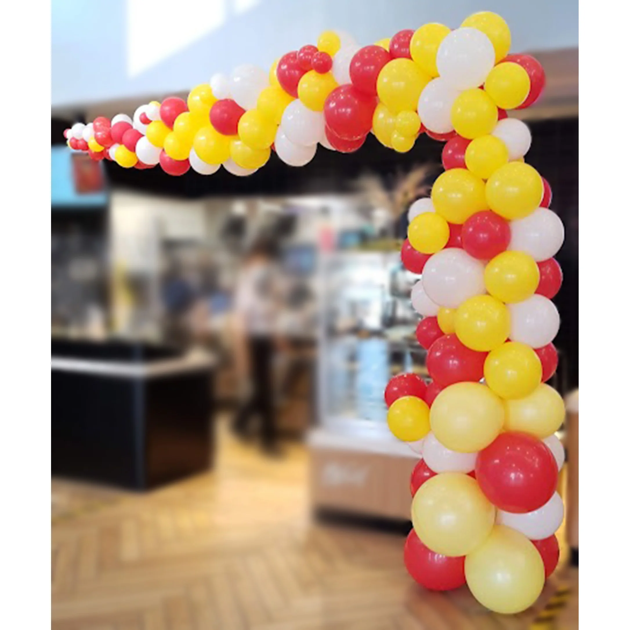 Cluster Balloon Arch